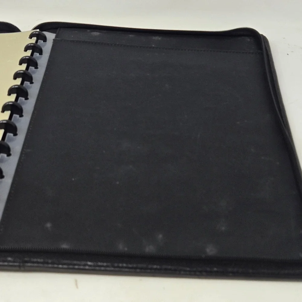 Wilsons Leather Pelle Studio Black Italian Leather Zippered Portfolio Organizer